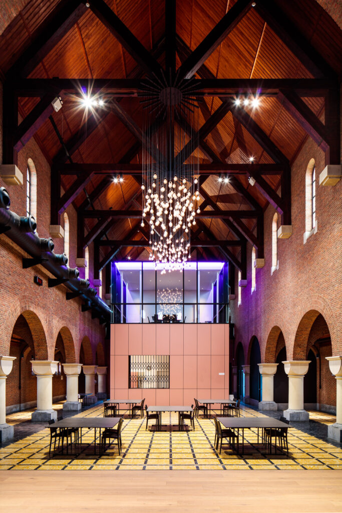 Lichtontwerp kerk Mol